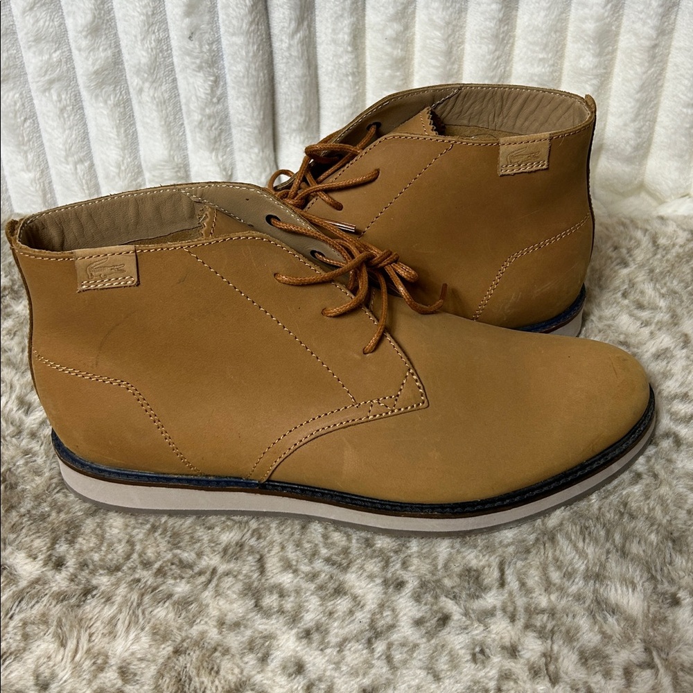Lacoste Millard tan lace up Chukka Boots men’s  sz 10 preppy